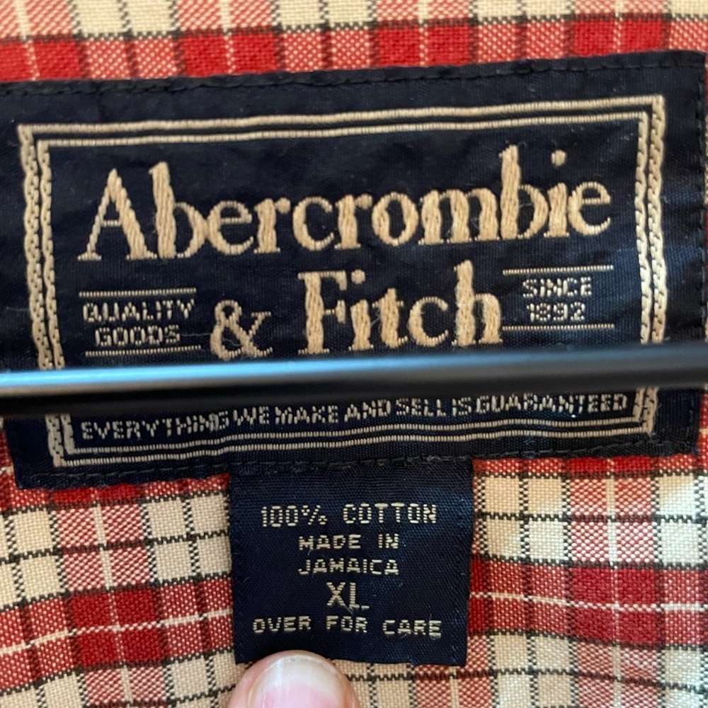 Like New Vintage Ambercrombie and Fitch Men’s Button Down Long Sleeve Size XL